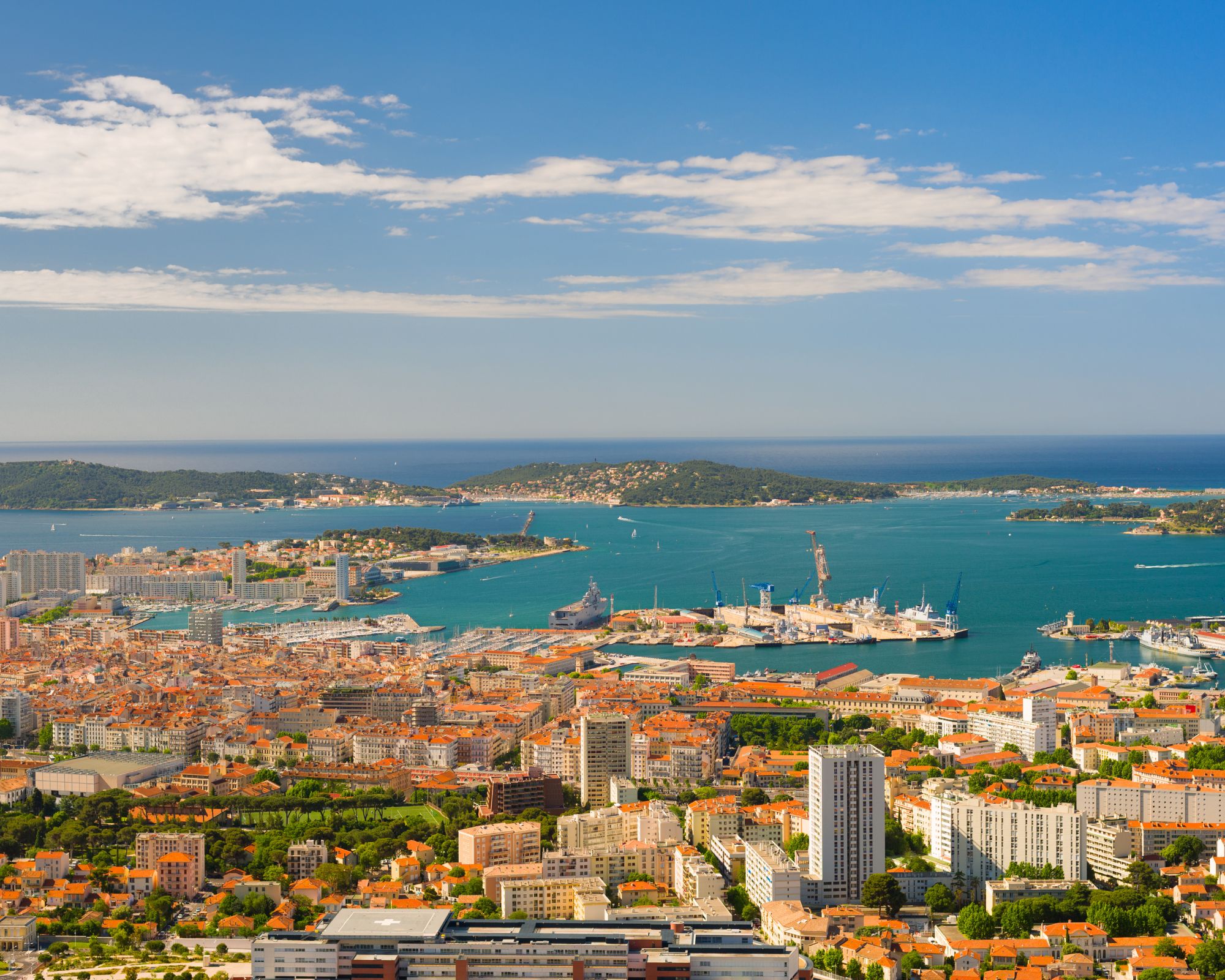Achat d’un local commercial sur Toulon : ce que vous devez savoir