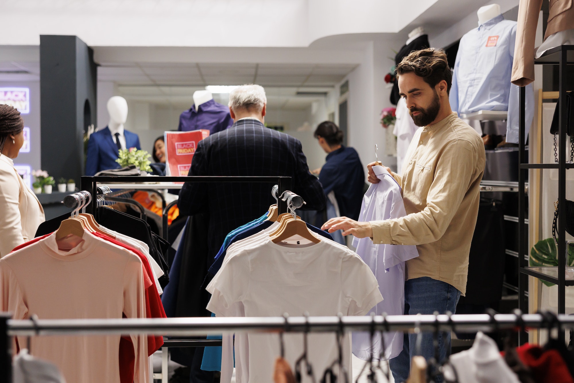 Comment acheter des vêtements de marque à prix réduit ?